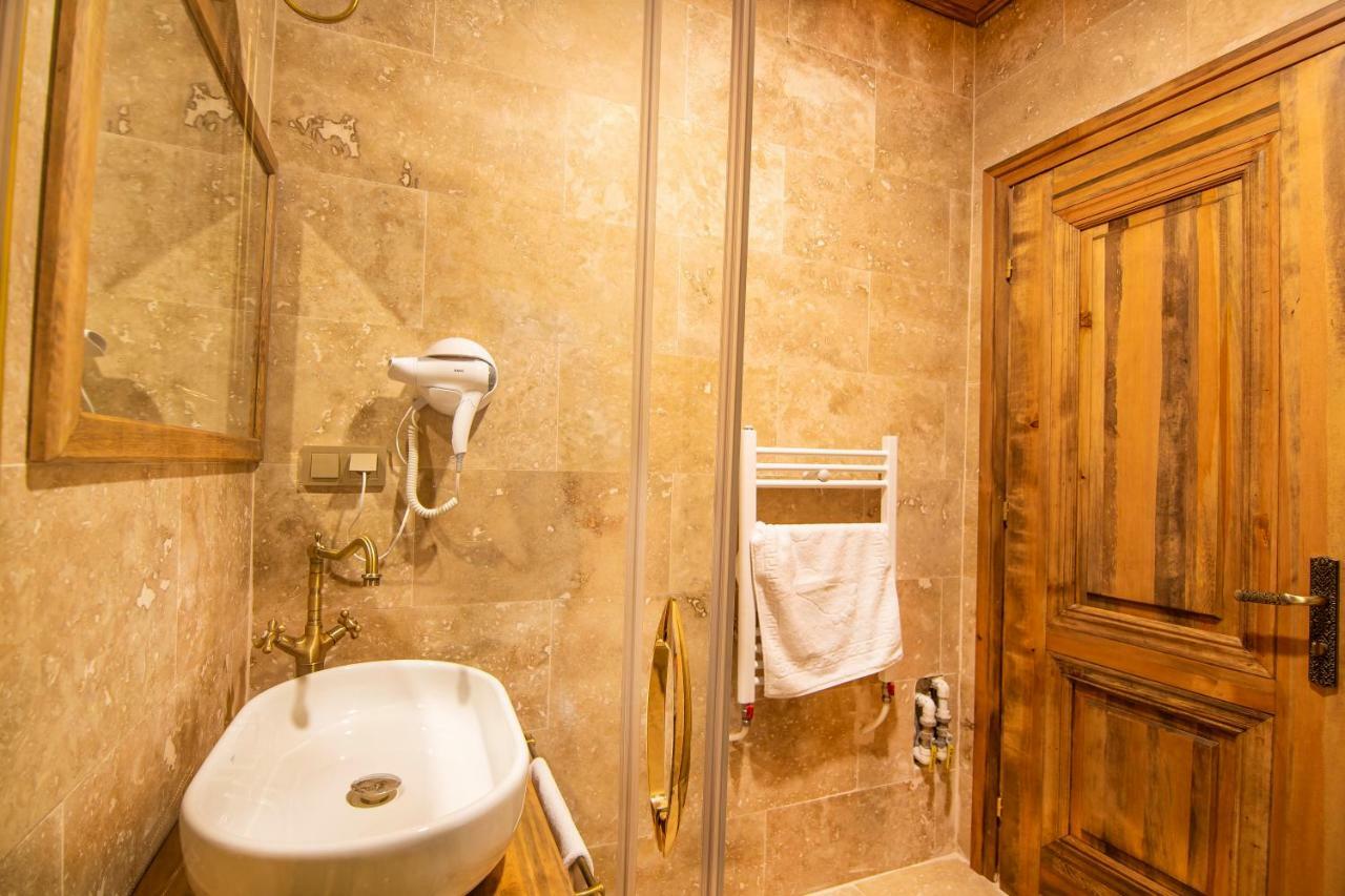 Ikarus Cappadocia Hotel อุตชิซาร์ ภายนอก รูปภาพ
